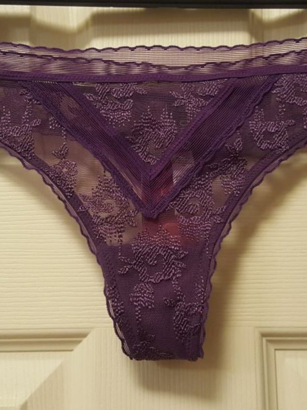 La Perla Studio Lace Thong Purple Slope Jelena